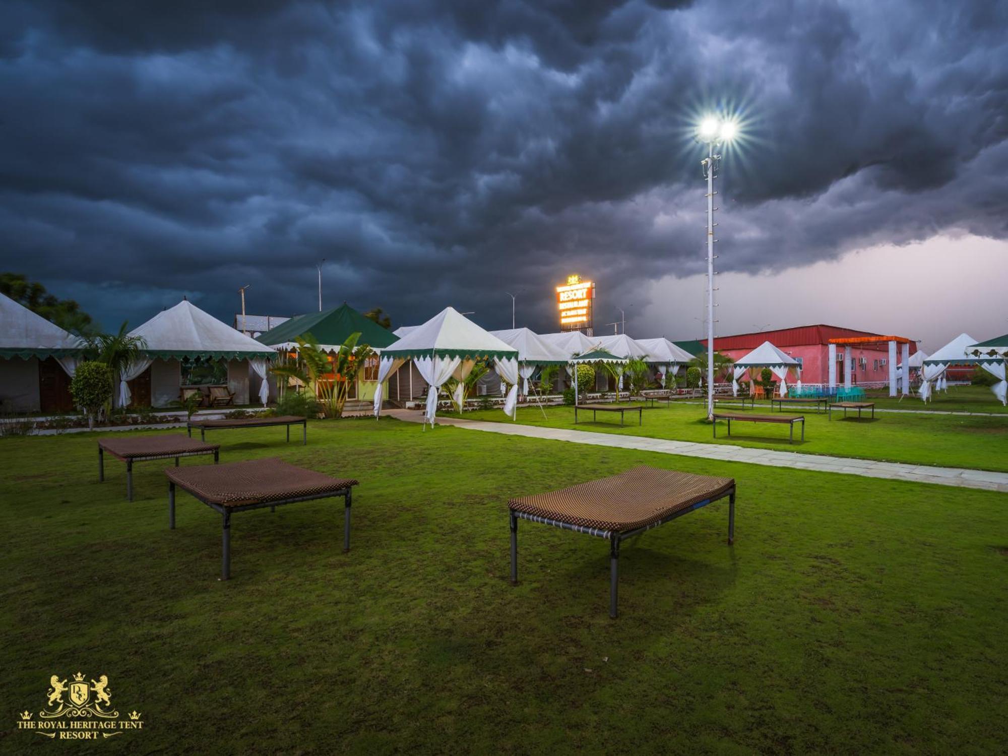 Kevadia The Royal Heritage Tent Resort- Statue Of Unity מראה חיצוני תמונה