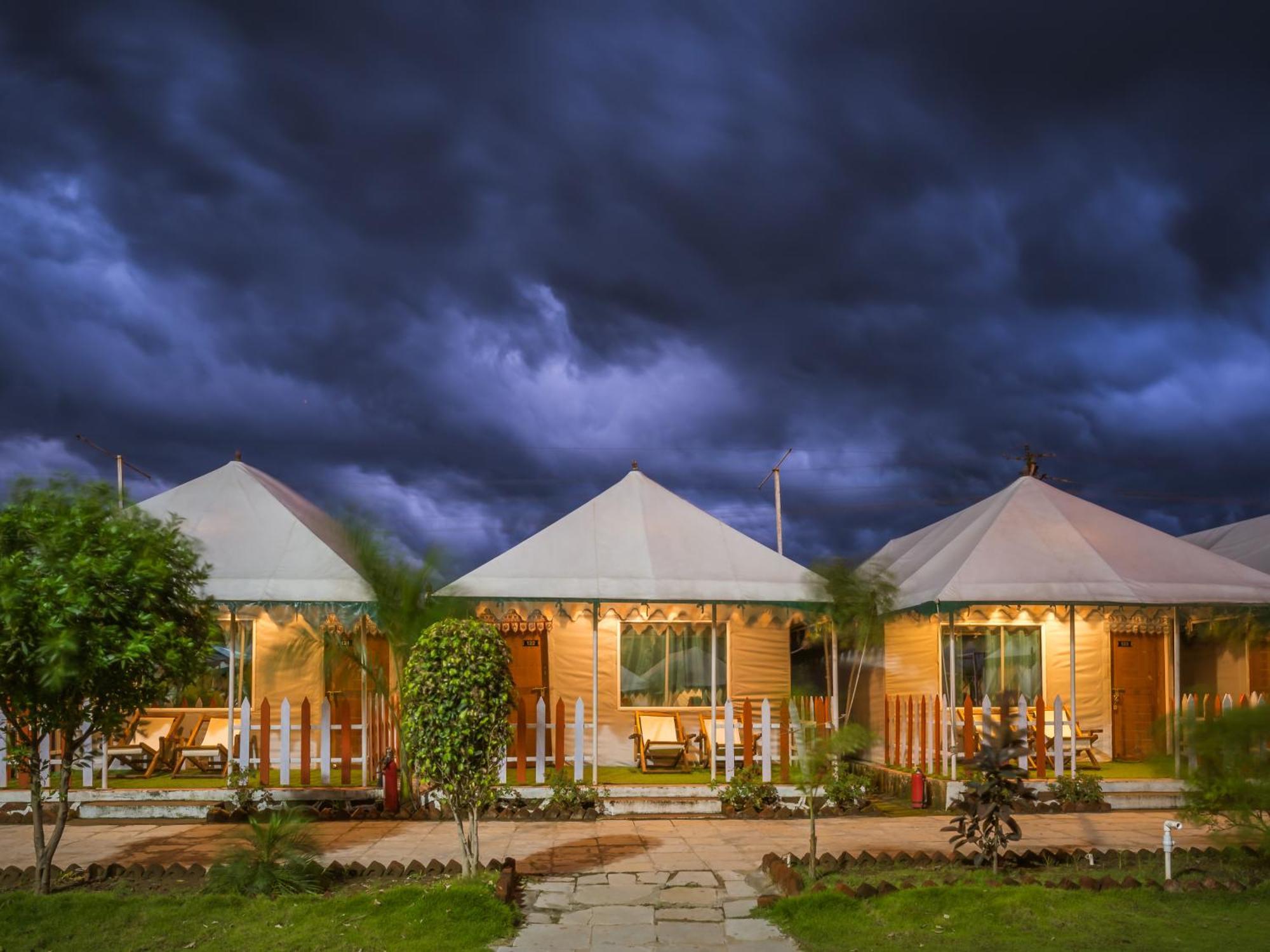Kevadia The Royal Heritage Tent Resort- Statue Of Unity מראה חיצוני תמונה