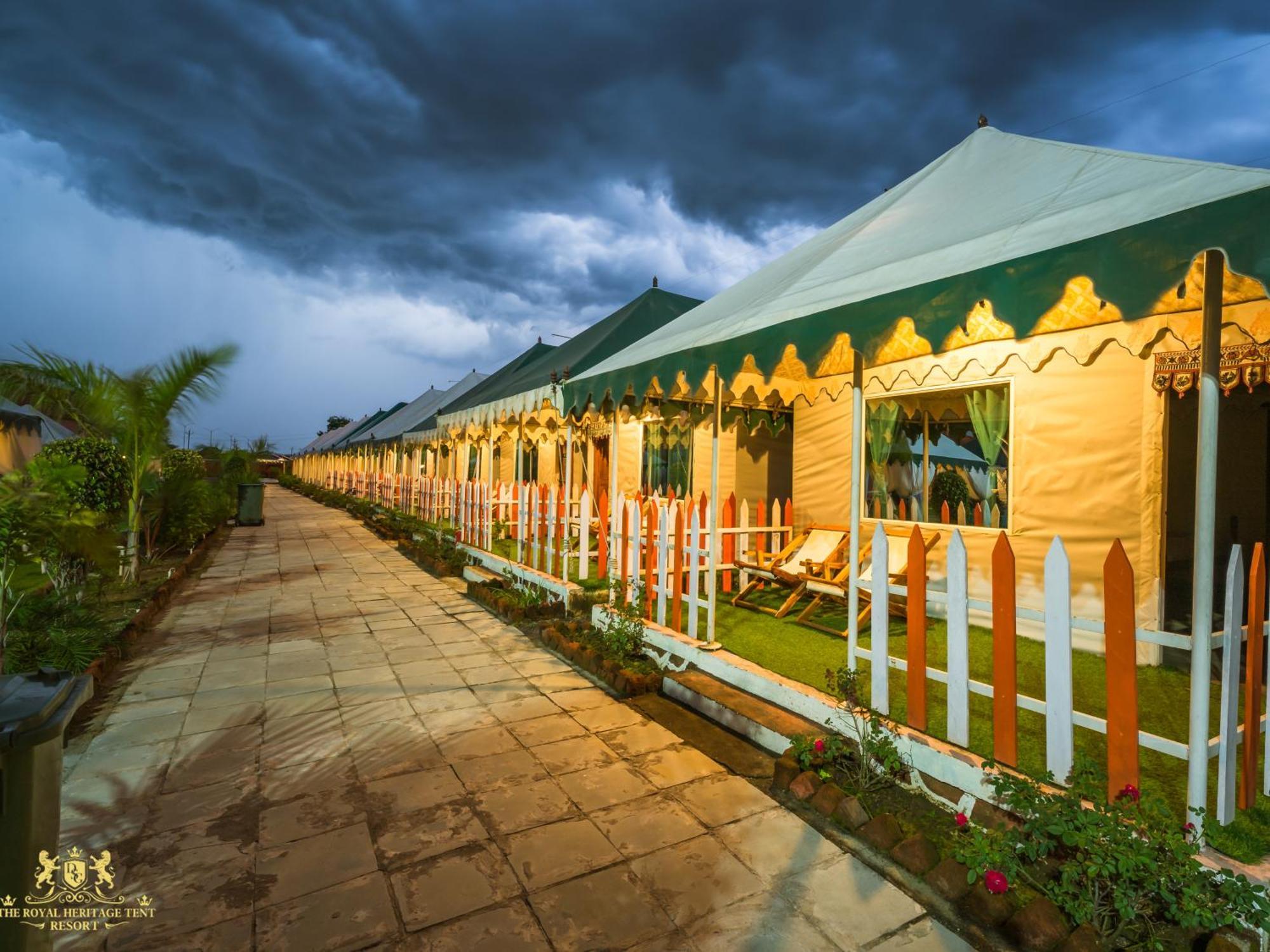 Kevadia The Royal Heritage Tent Resort- Statue Of Unity מראה חיצוני תמונה